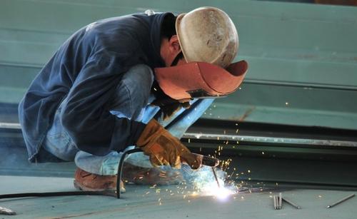 自循環(huán)焊煙凈化器無需鋪設(shè)管道，治理焊接煙塵更智能 (2).jpg